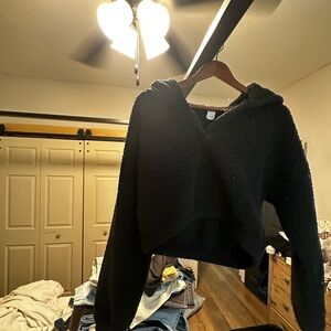 Gilly Hicks sweater size S